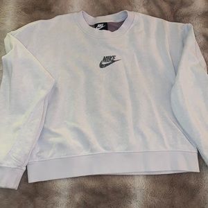 Mid-Cropped Nike Sweater